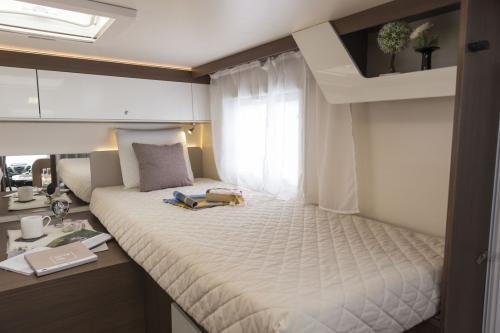 autocaravana-continental-73-camas-gemelas